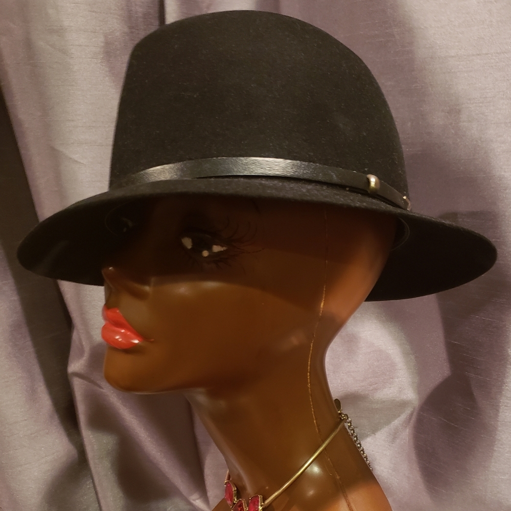 Men Hat - Picture 2 of 3